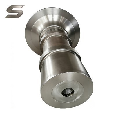 Sepistatud sõukruvi võll